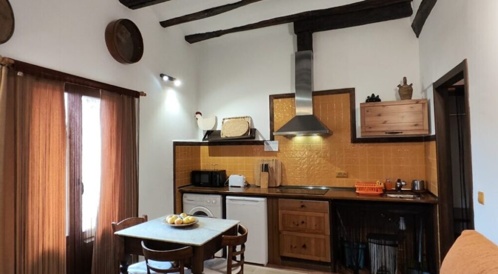 casa-gan-ebron-Cocina-comedor-sala-de-estar-abierto.-Apartamento-ebron-1-1200x700-1 casa-gan-ebron-Cocina-comedor-sala-de-estar-abierto.-Apartamento-ebron-1-1200x700-1